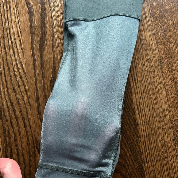 Zella cropped legging - moss green - small - Picture 4 of 6